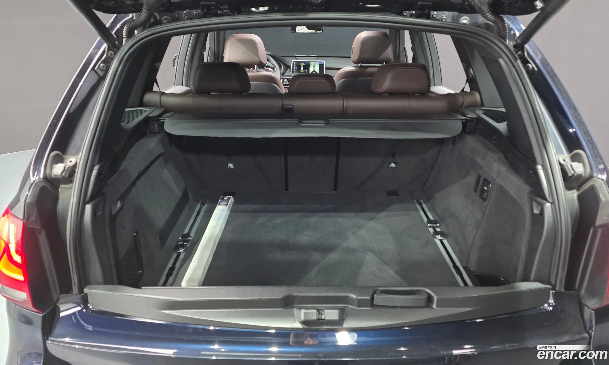 BMW X5 2018 WBAKS410111111111 — 16