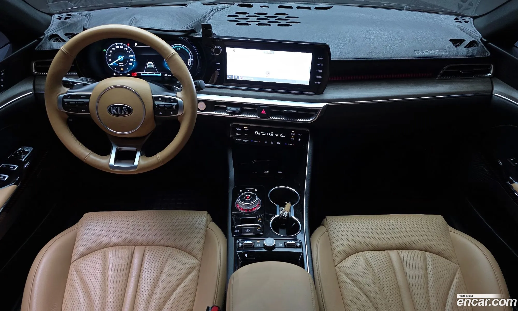 Kia K5 Hybrid 2021 — 22