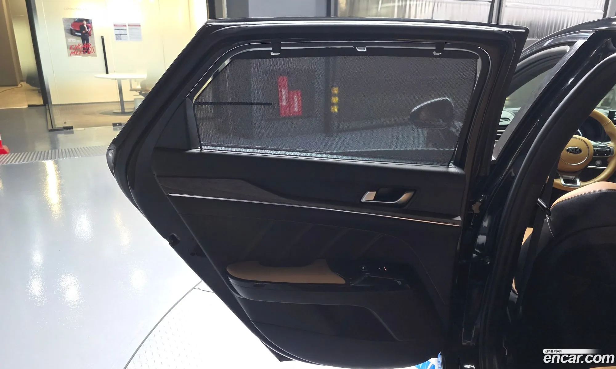 Kia K5 Hybrid 2021 — 16