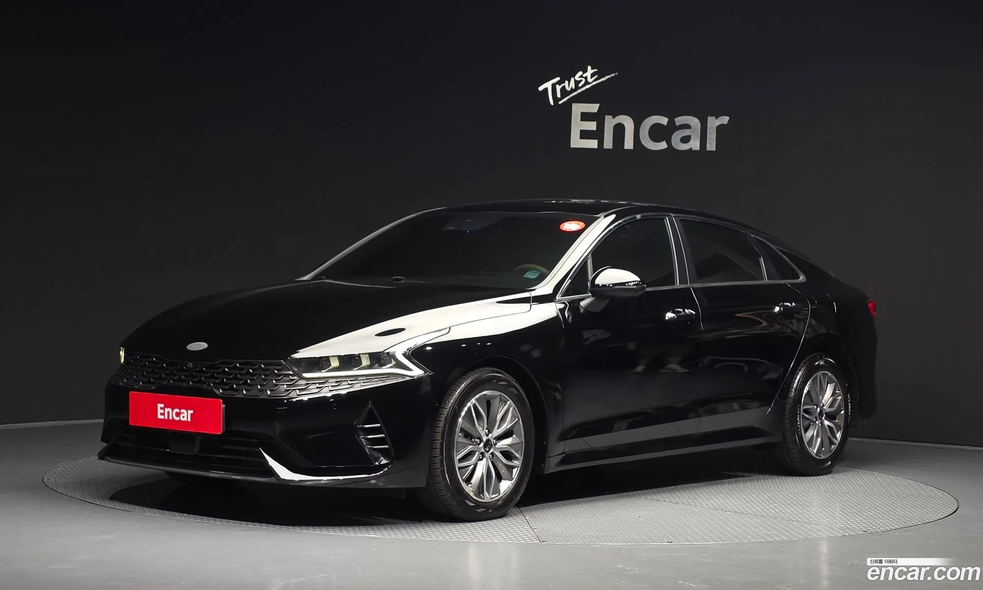 Kia K5 Hybrid 2021 — 2