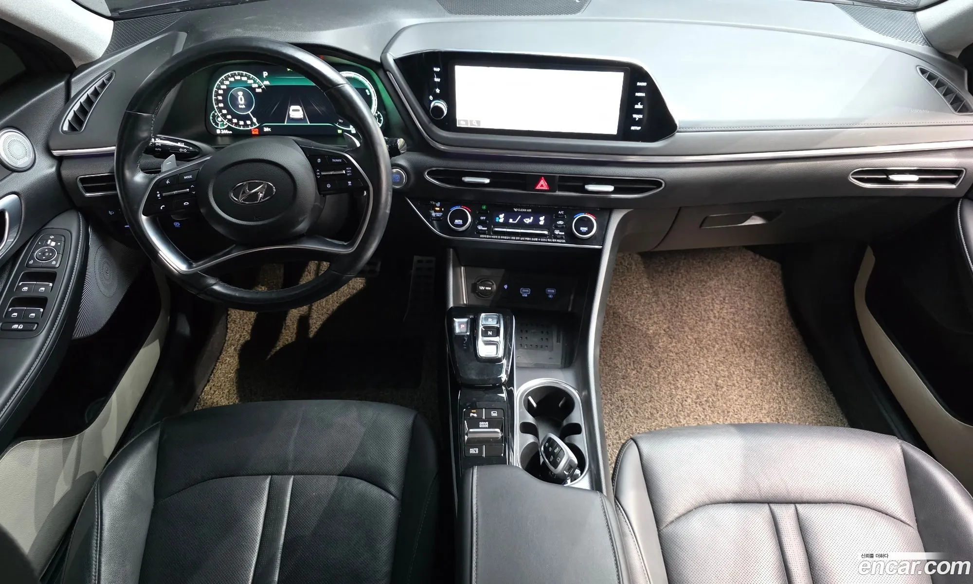 Hyundai Sonata Hybrid 2019 — 41