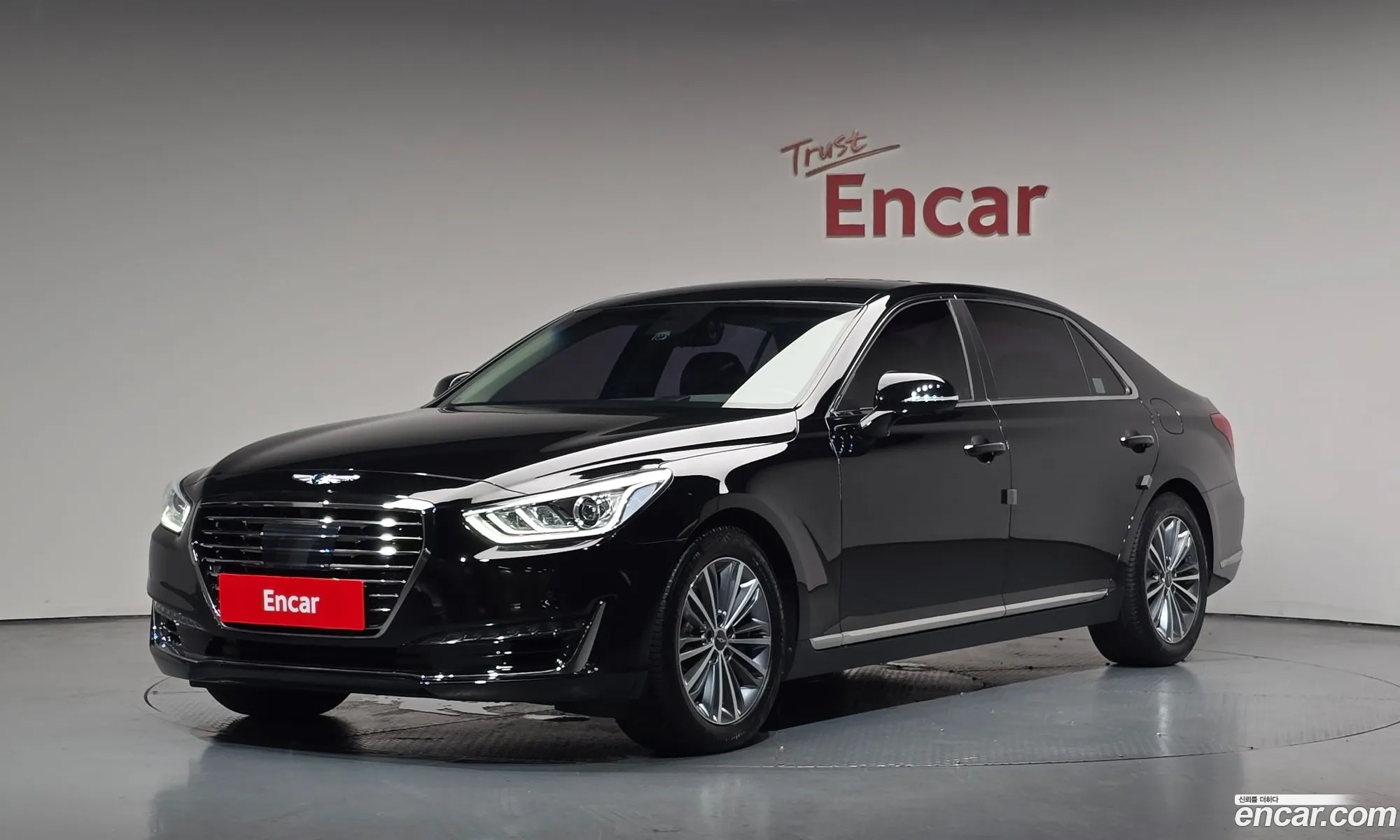 Genesis EQ900 2016 — 11