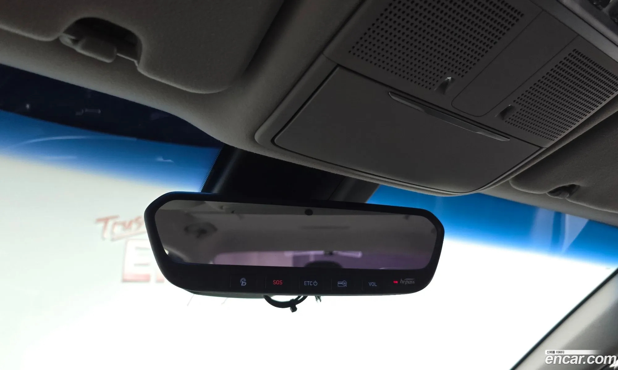 Genesis EQ900 2016 — 22