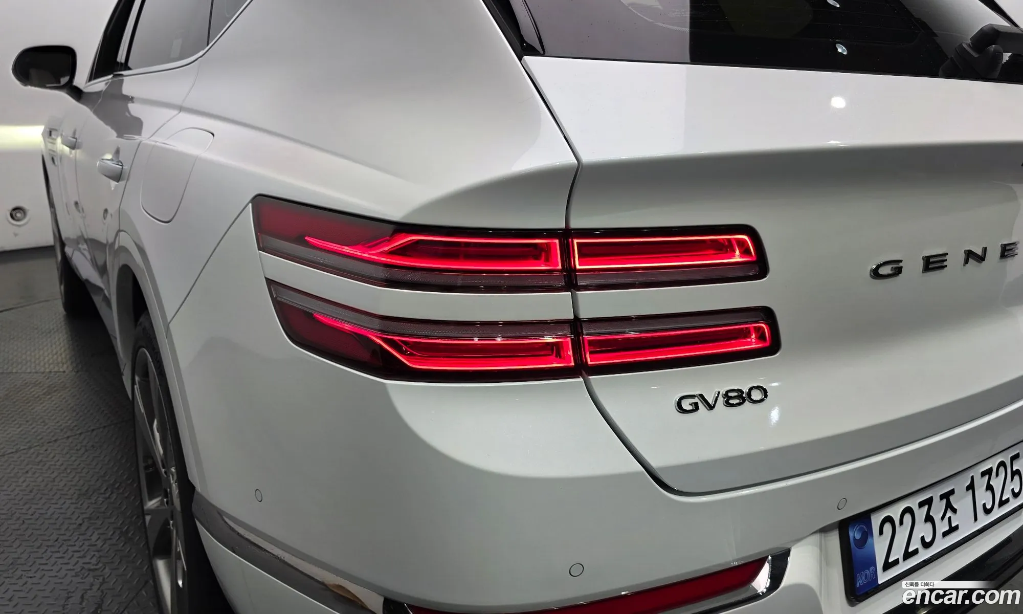 Genesis GV80 2023 KMTHA81BDPU145774 — 4