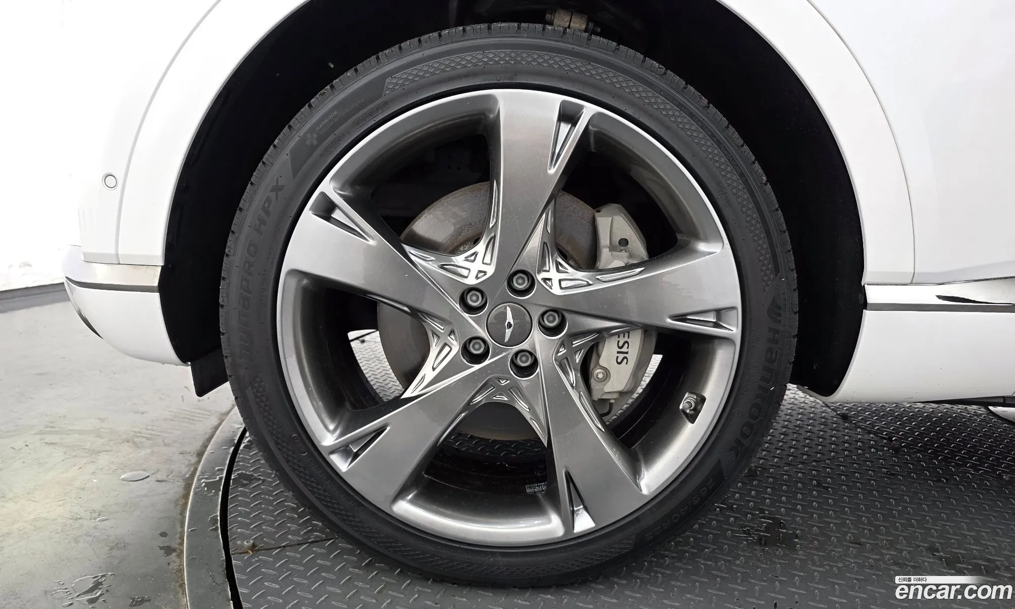Genesis GV80 2023 KMTHA81BDPU145774 — 31