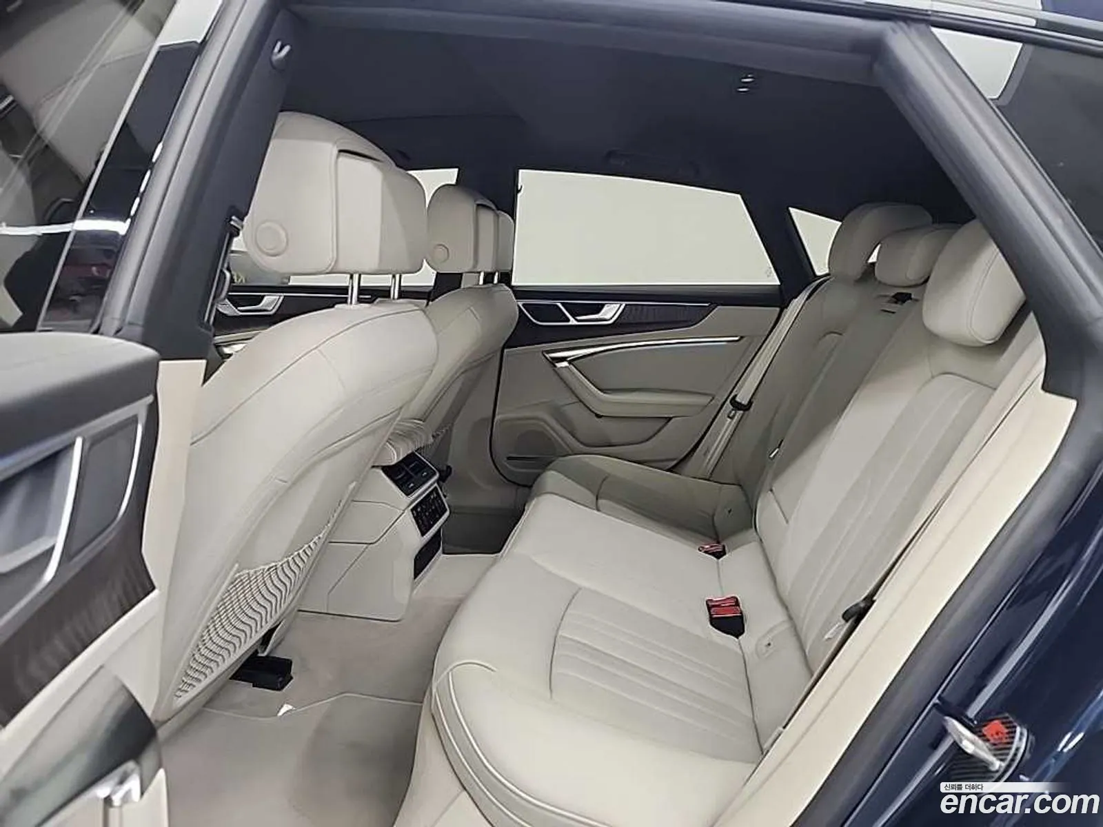Audi A7 2023 — 6