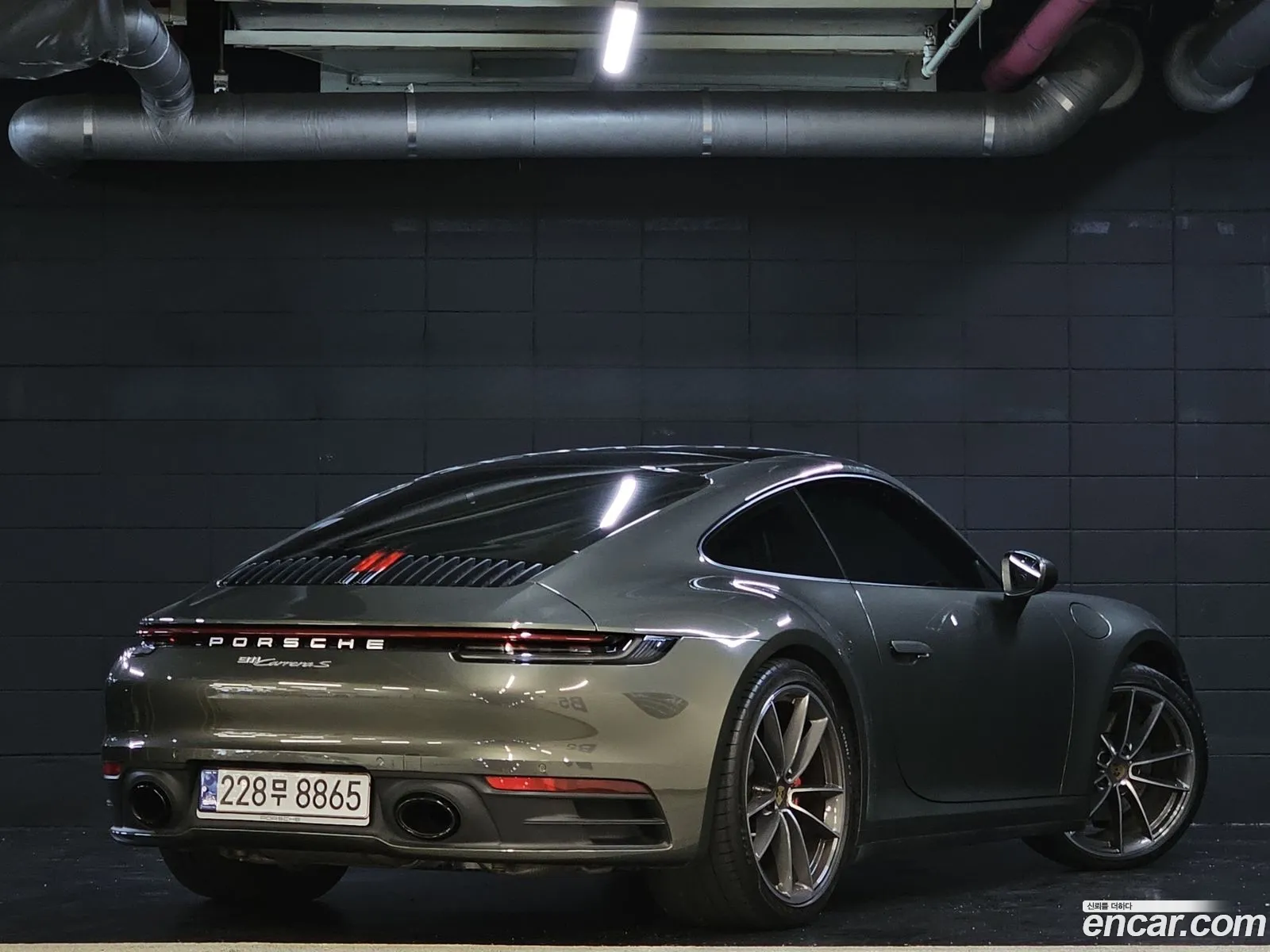 Porsche 911 2023 — 4