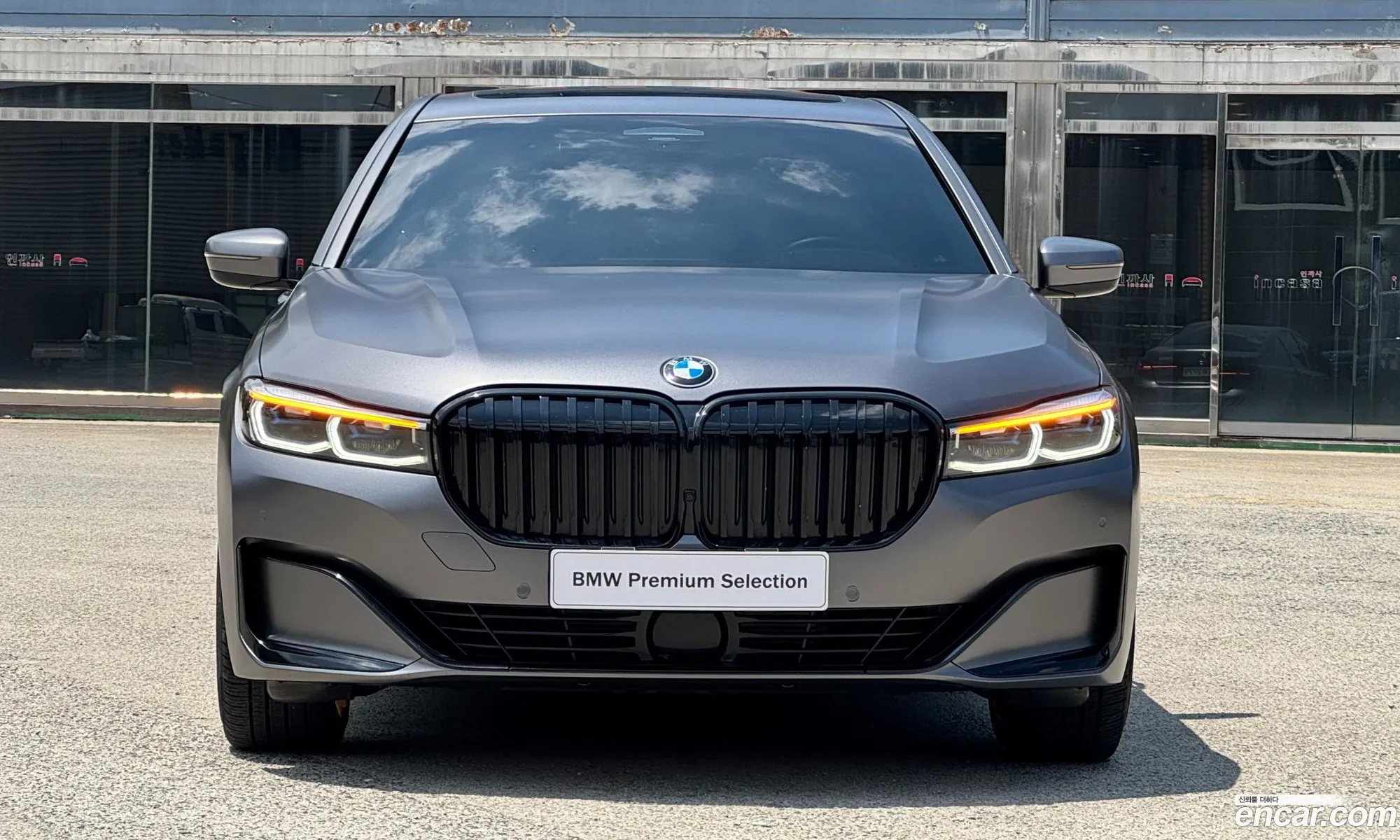 BMW 7 Series 2022 — 18