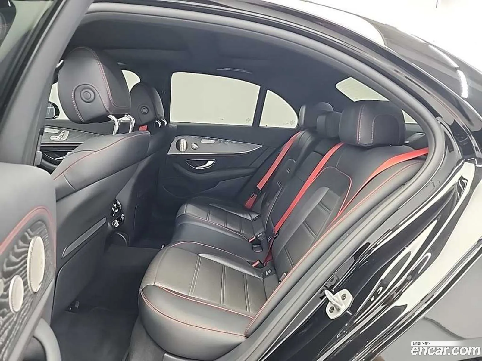 Mercedes-Benz E-Class W213 2022 — 15