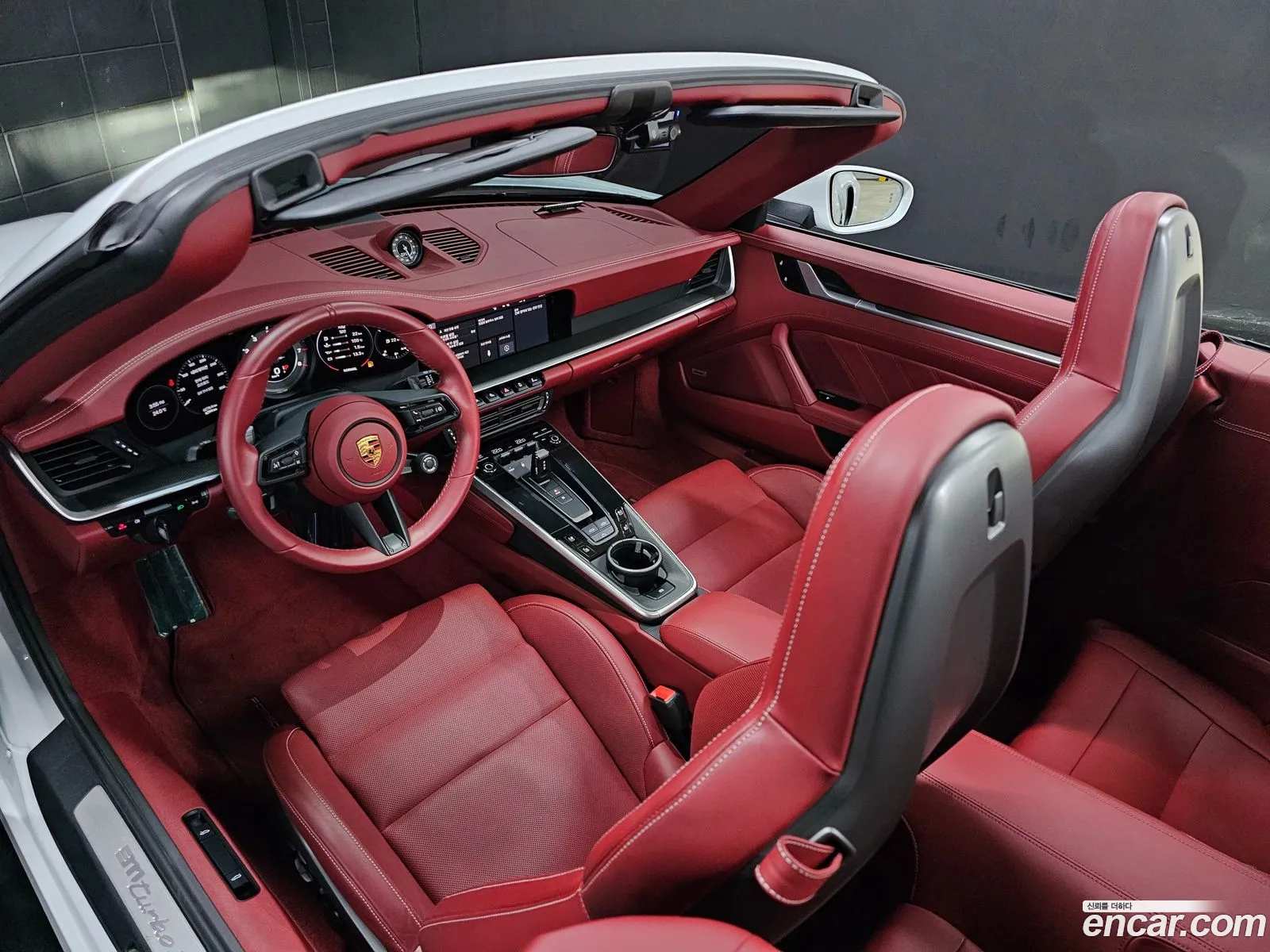 Porsche 911 2021 — 8