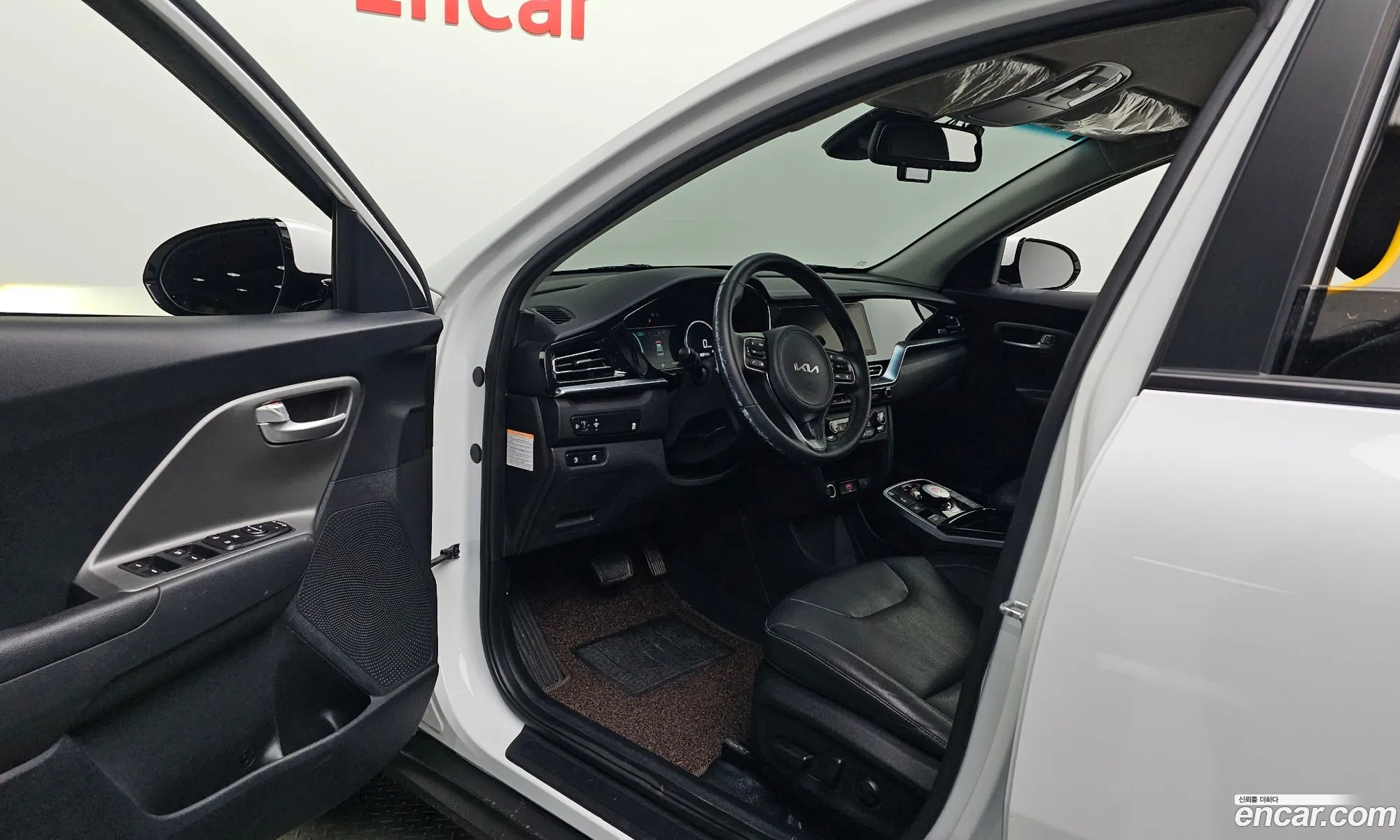 Kia Niro Plus 2022 — 8