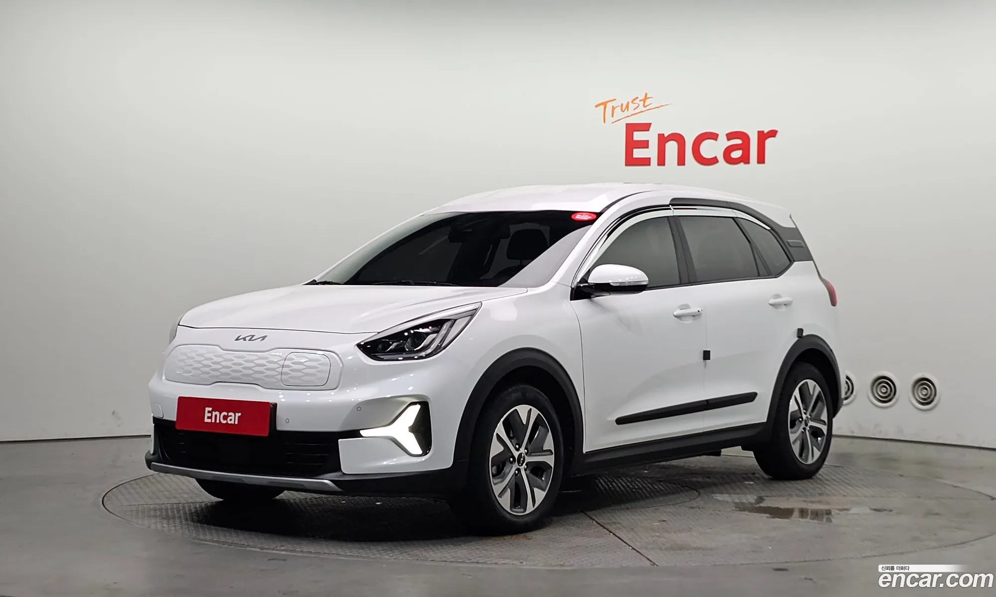 Kia Niro Plus 2022 — 16