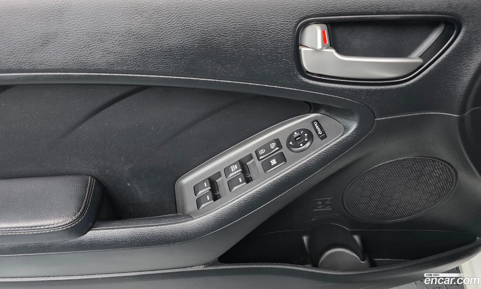Kia K3 2017 — 10
