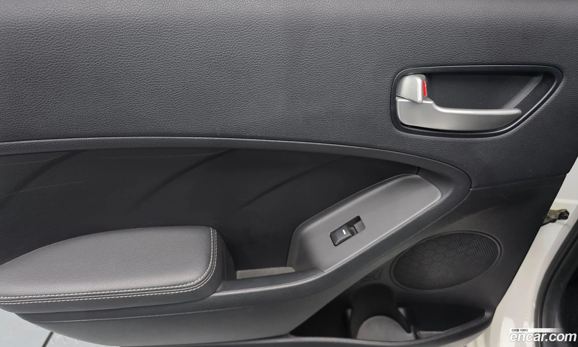 Kia K3 2017 — 30