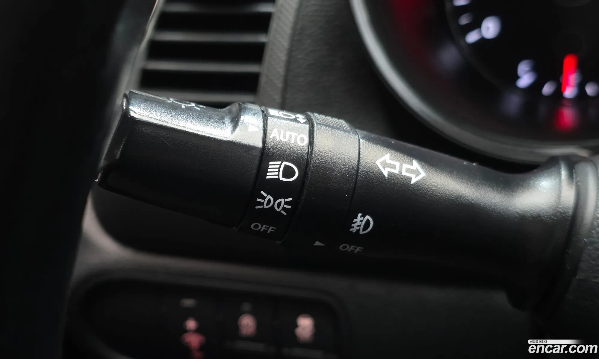 Kia K3 2017 — 22
