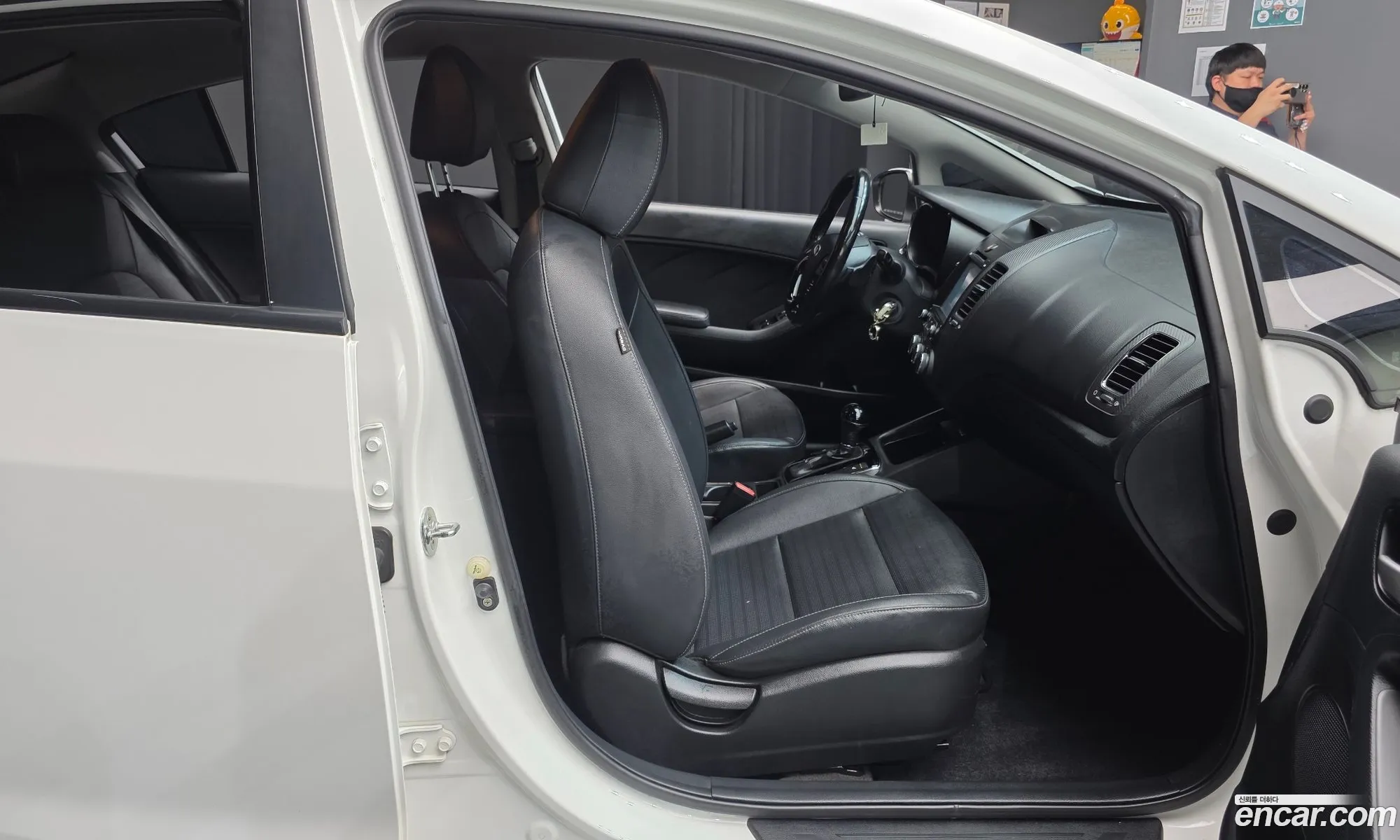 Kia K3 2017 — 29
