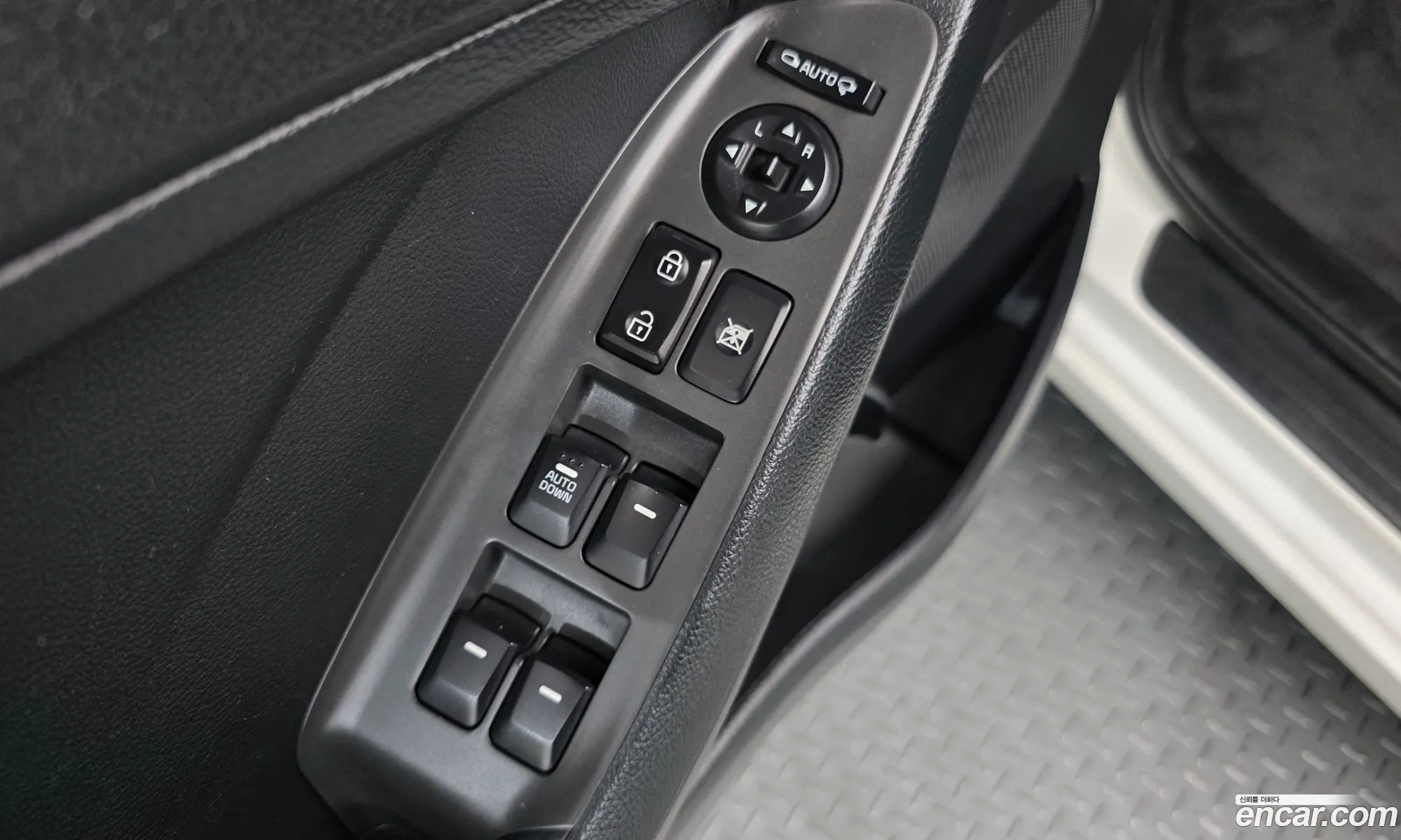 Kia K3 2017 — 26