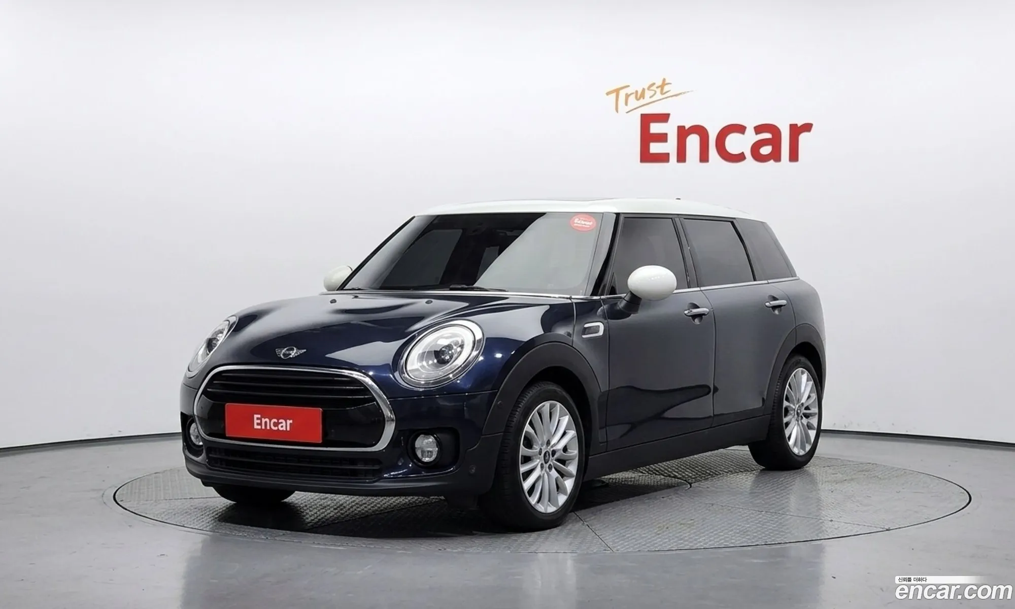 Mini Cooper Clubman 2019 — 17