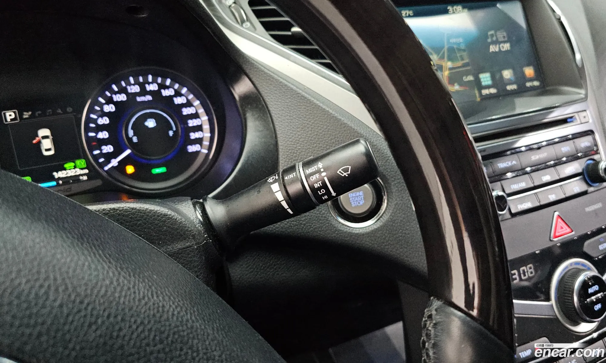 Hyundai Grandeur HG Hybrid 2015 — 15