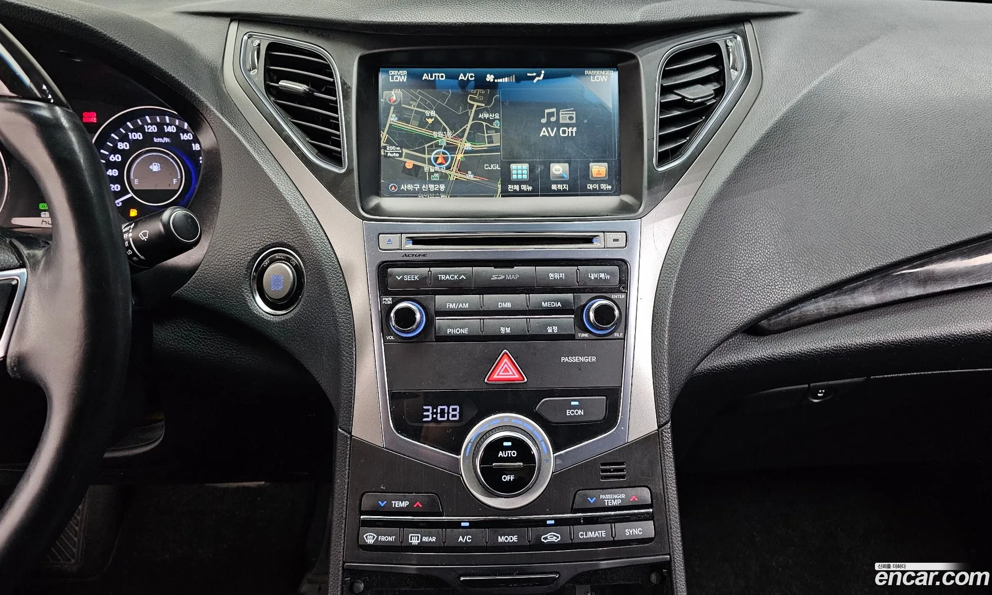 Hyundai Grandeur HG Hybrid 2015 — 27