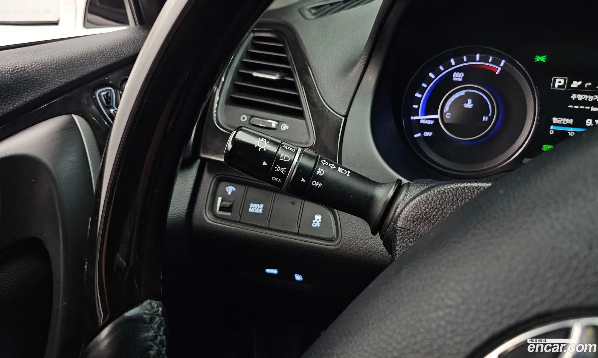 Hyundai Grandeur HG Hybrid 2015 — 23