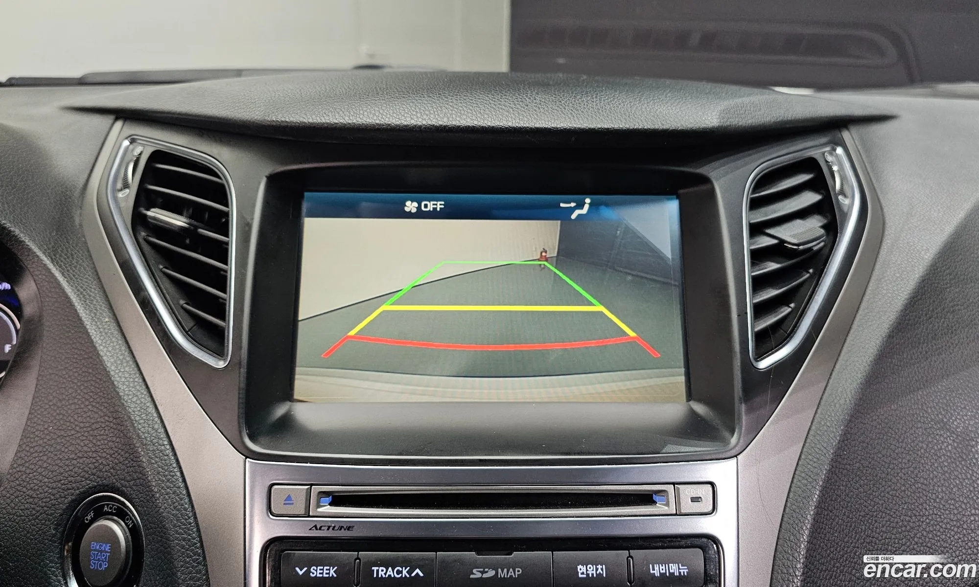 Hyundai Grandeur HG Hybrid 2015 — 28