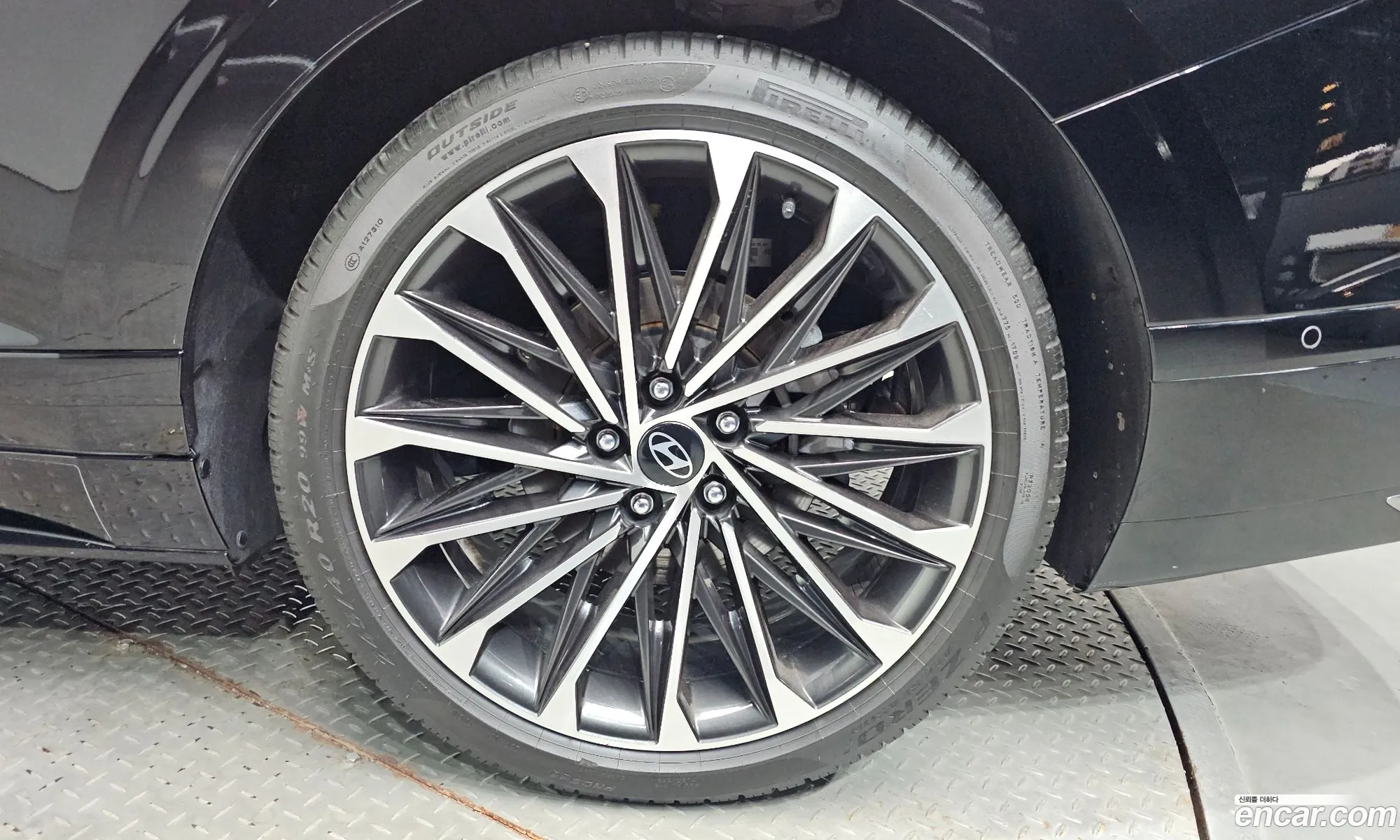 Hyundai Grandeur 2023 — 35
