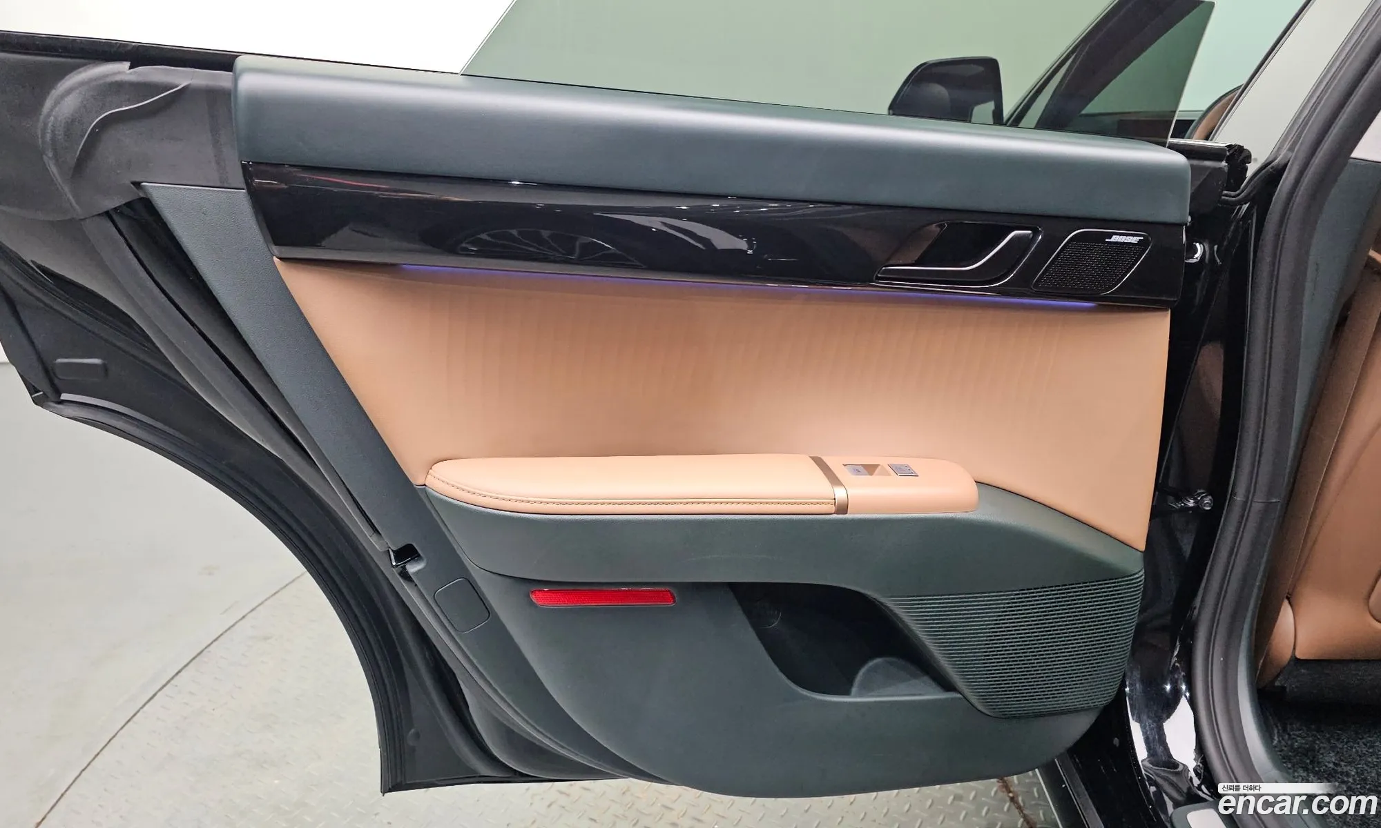 Hyundai Grandeur 2023 — 23