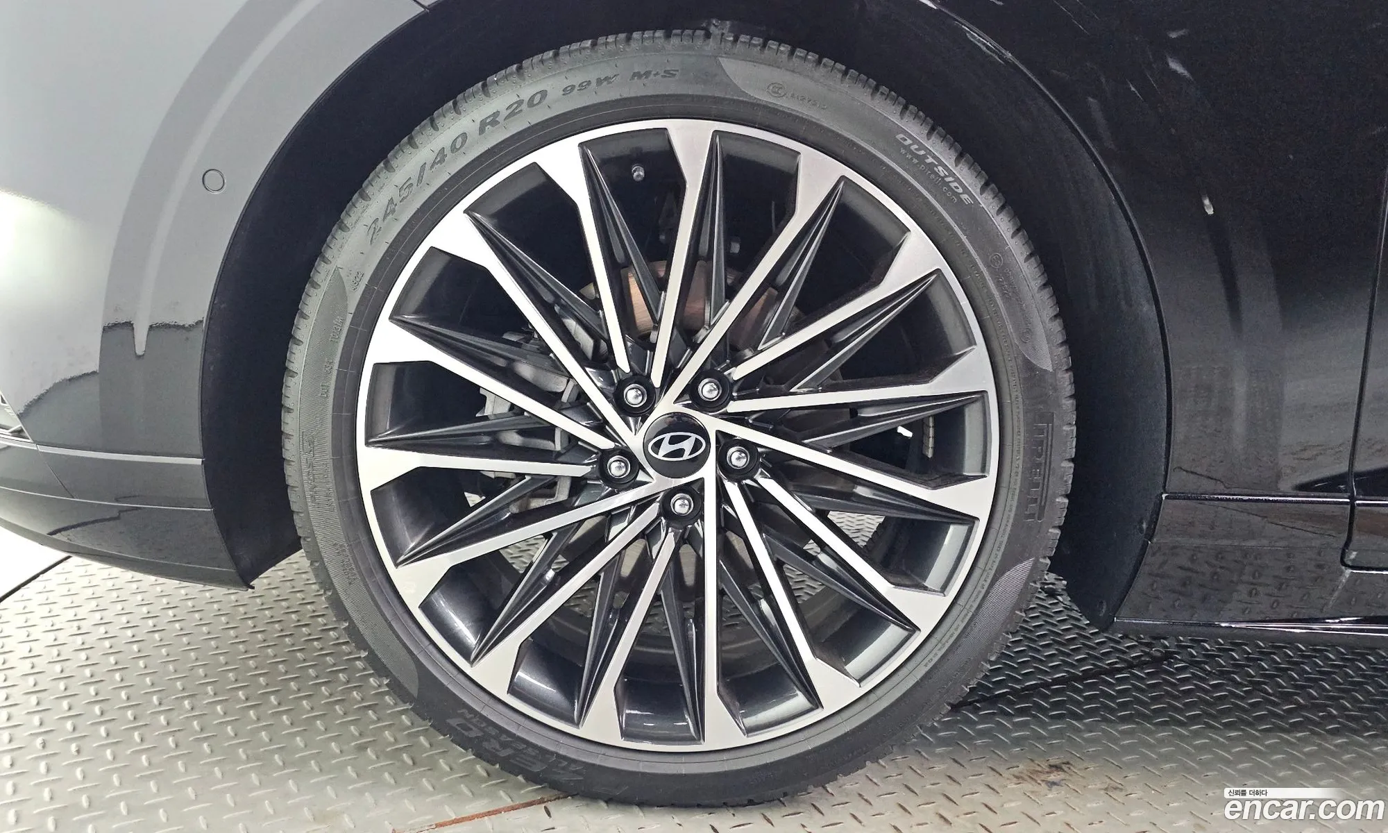Hyundai Grandeur 2023 — 27