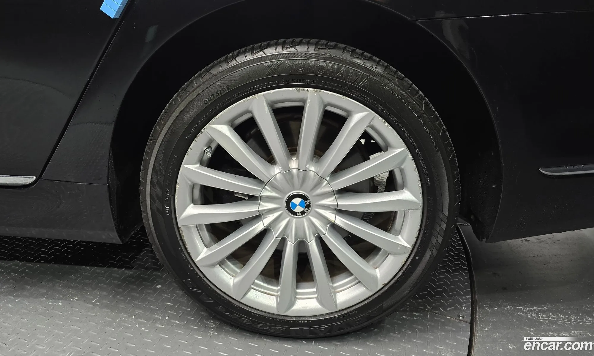 BMW 7 Series 2016 WBA7E410XGGV04933 — 25