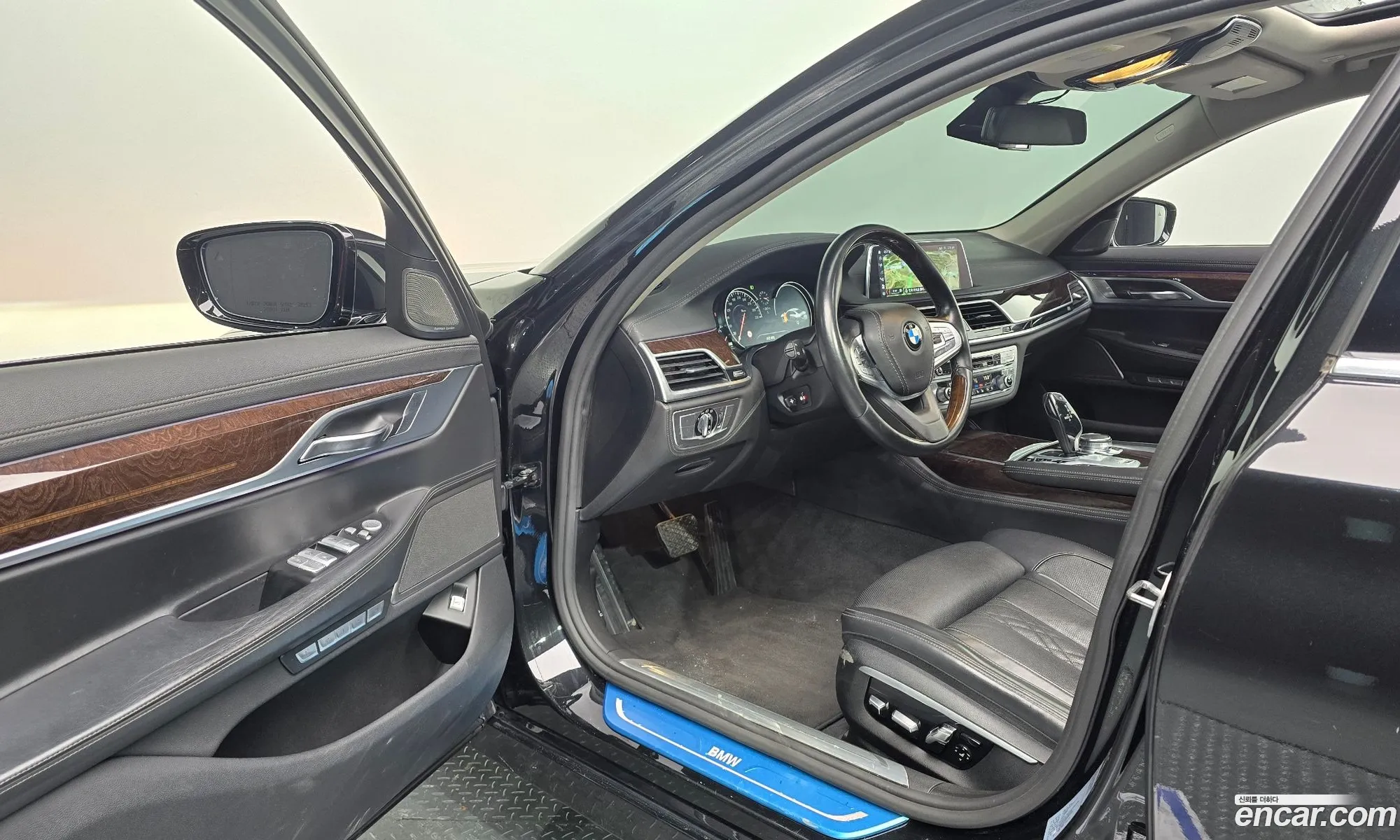 BMW 7 Series 2016 WBA7E410XGGV04933 — 20