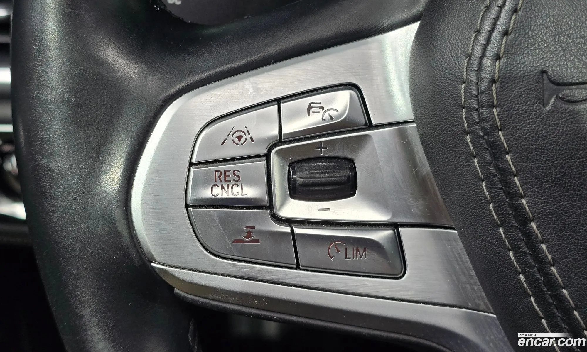 BMW 7 Series 2016 WBA7E410XGGV04933 — 9