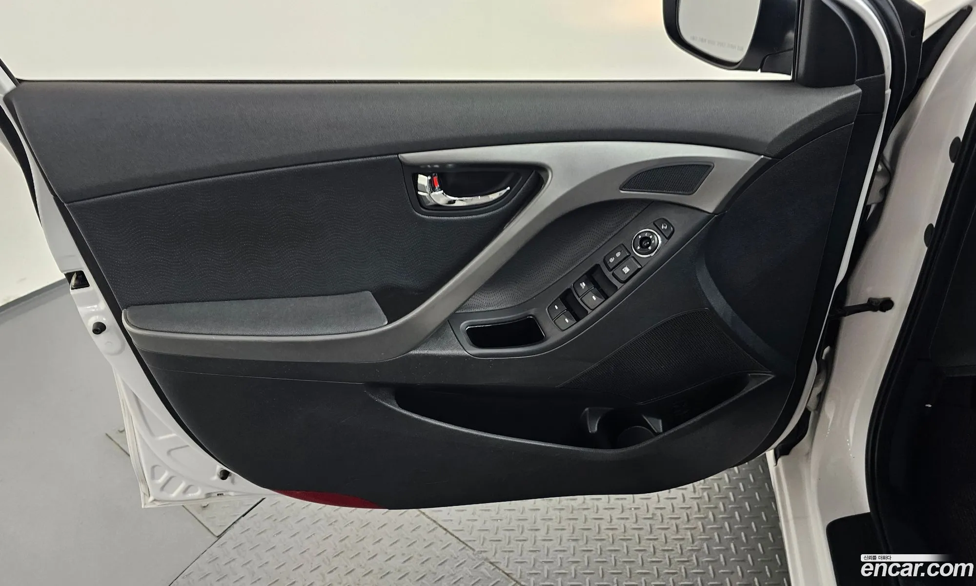 Hyundai Elantra MD 2012 KMHDH41DBCU498746 — 30