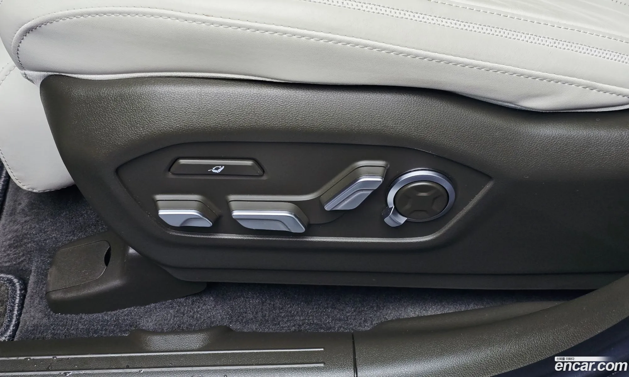 Hyundai Santa Fe 2024 — 33