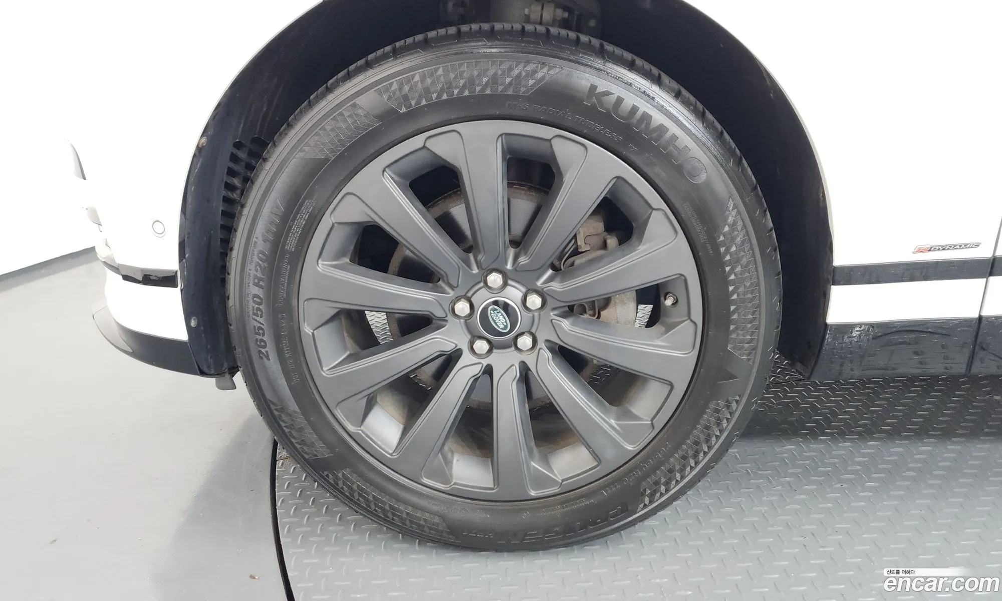 Land Rover Range Rover Velar 2018 — 30