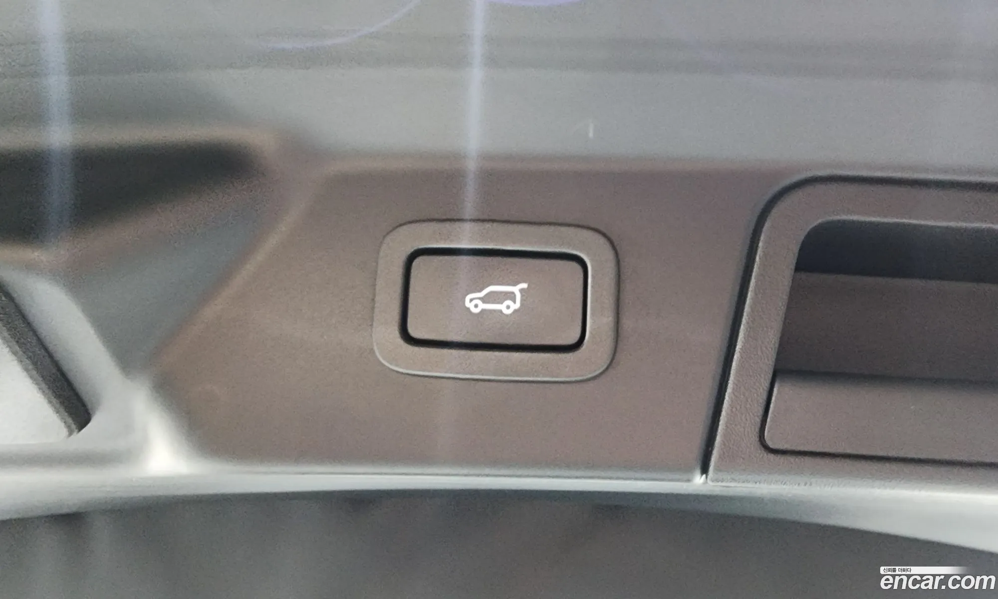 Land Rover Range Rover Velar 2018 — 31