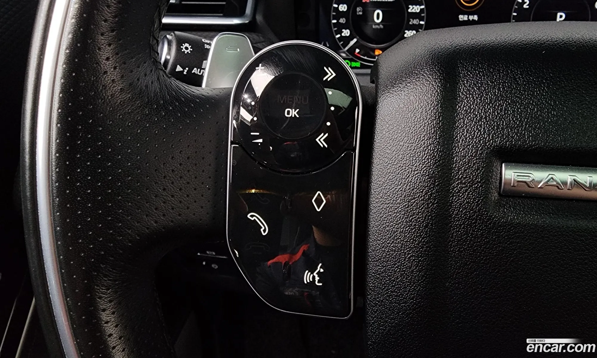 Land Rover Range Rover Velar 2018 — 37