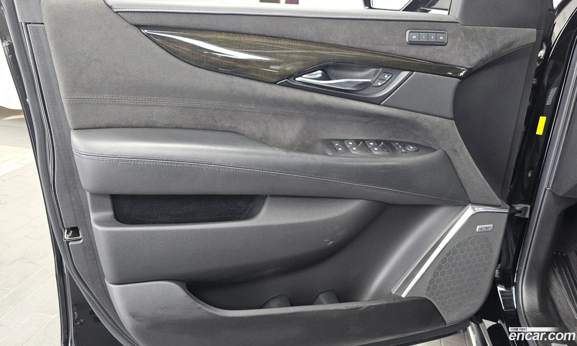 Cadillac Escalade 2020 1GYS47KJXLR217352 — 26