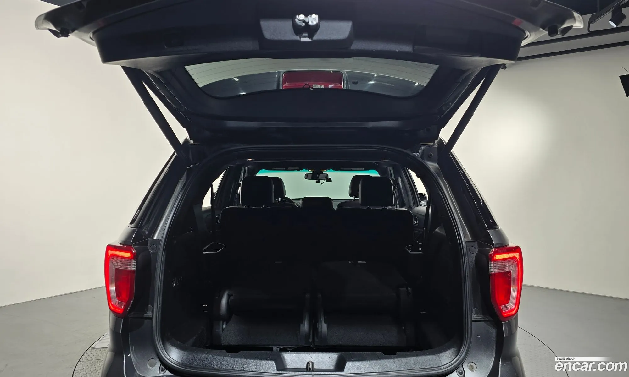 Ford Explorer 2016 1FM5K8FH1GGB82591 — 11