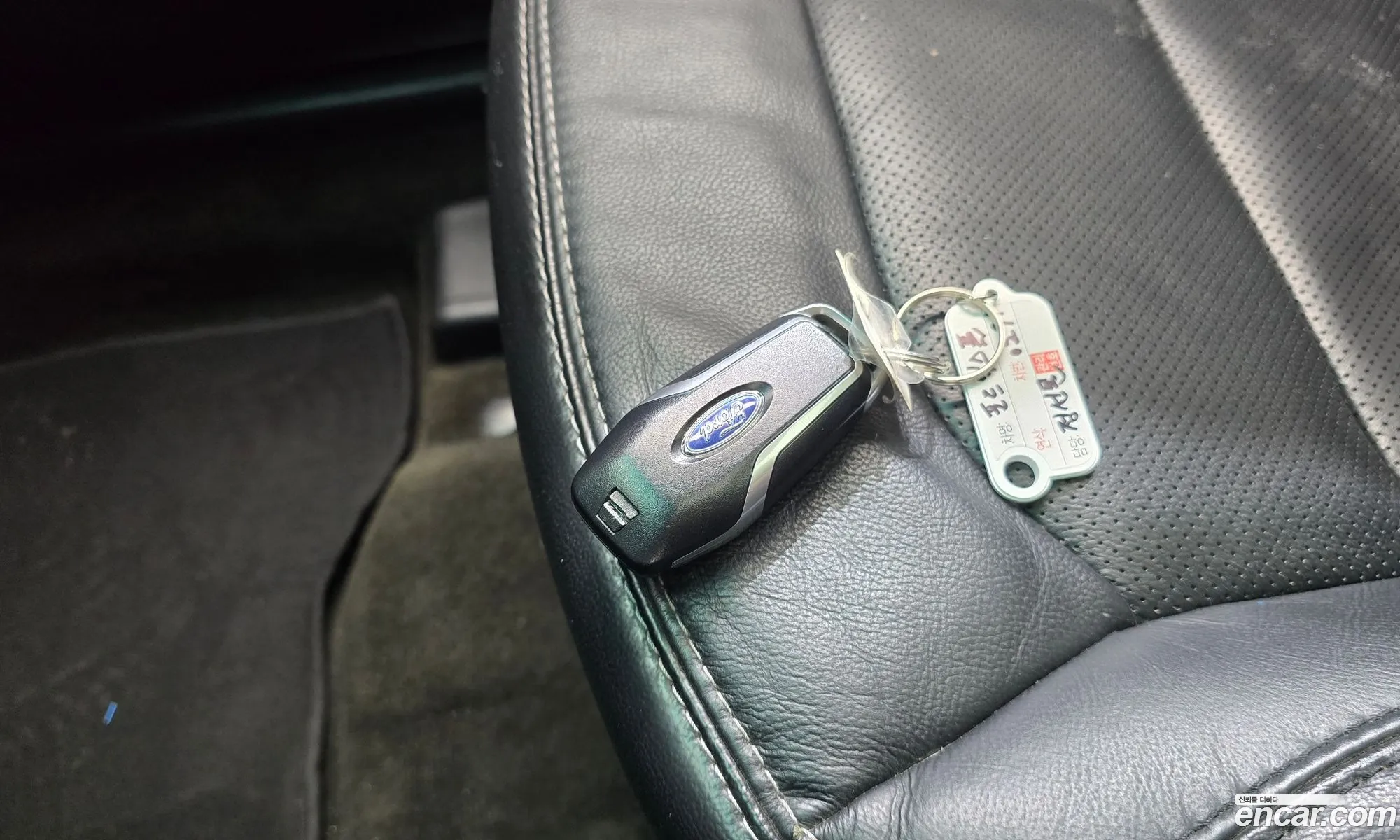 Ford Explorer 2016 1FM5K8FH1GGB82591 — 14