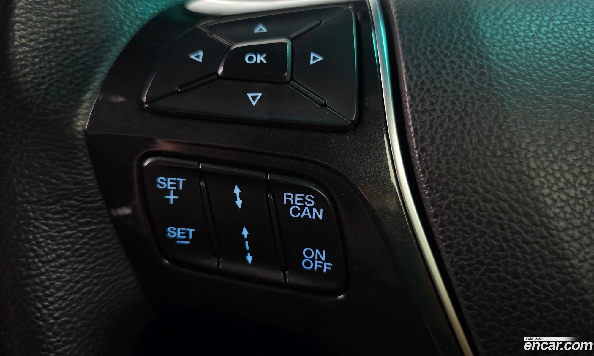 Ford Explorer 2016 1FM5K8FH1GGB82591 — 9