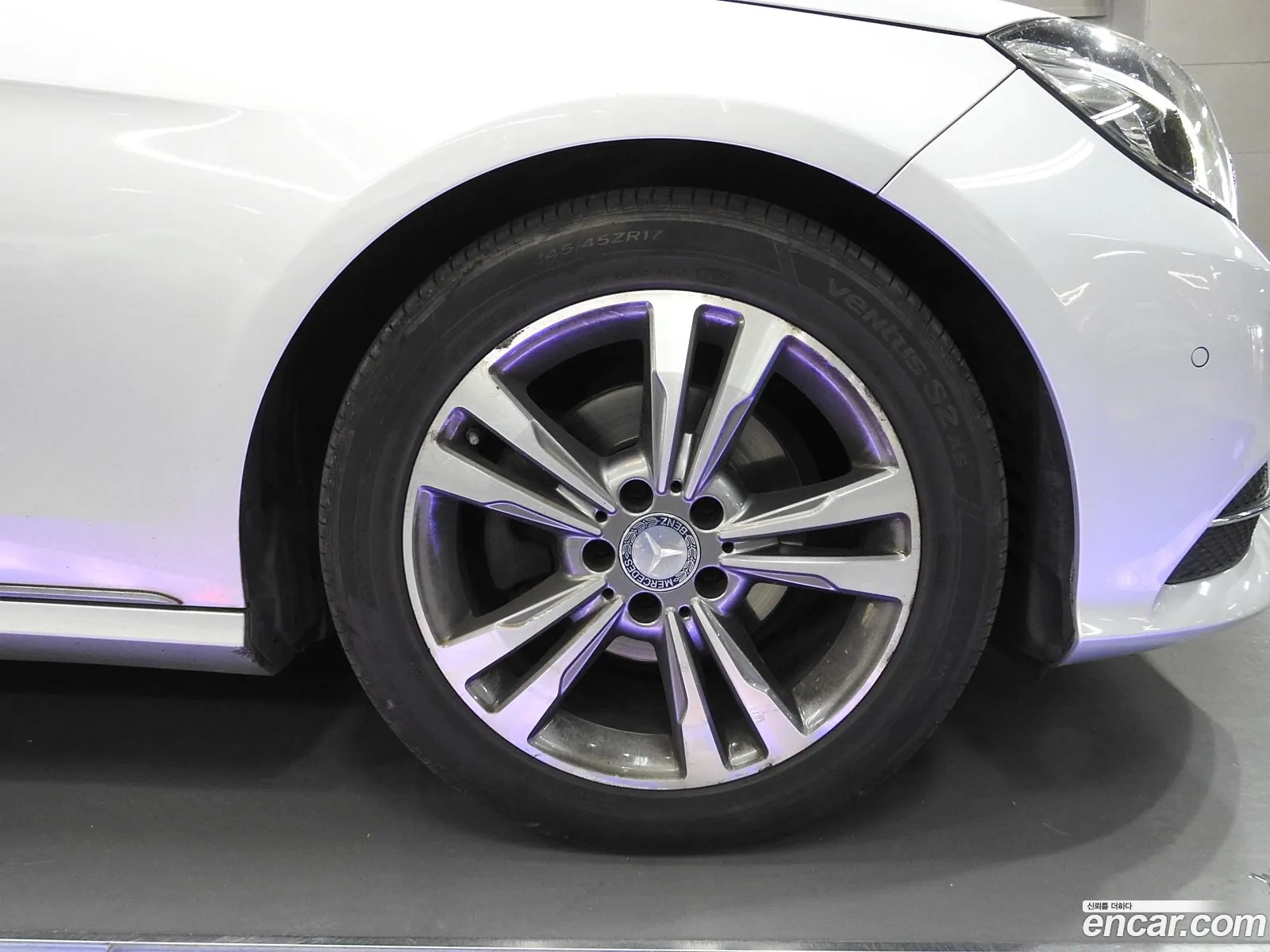 Mercedes-Benz E-Class W212 2015 — 5