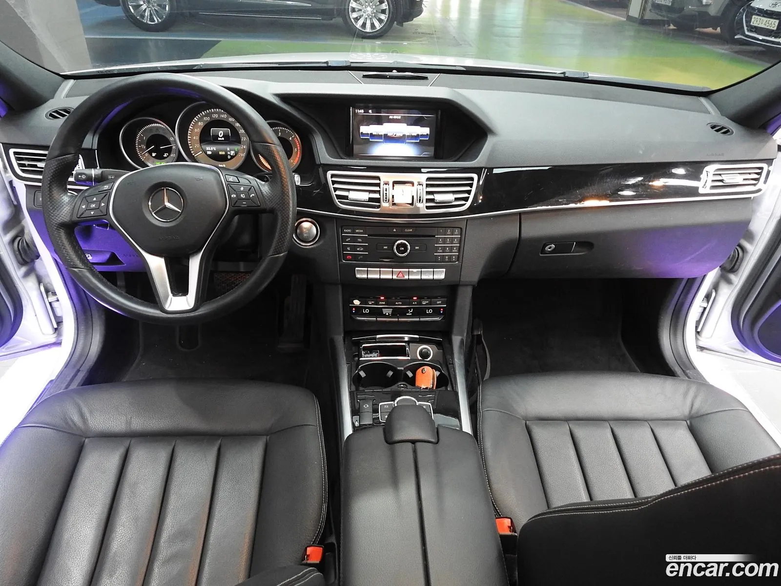 Mercedes-Benz E-Class W212 2015 — 18