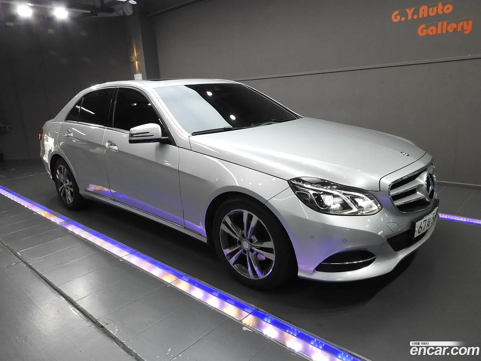 Mercedes-Benz E-Class W212 2015 — 16