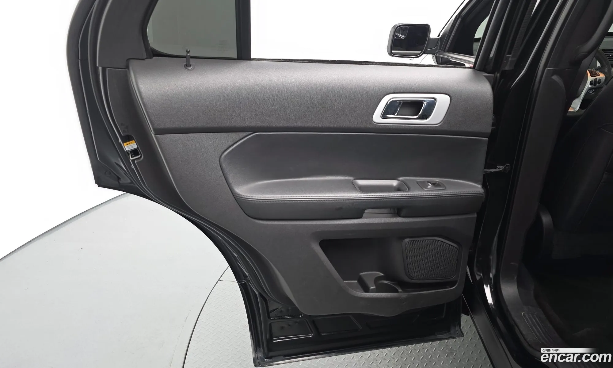 Ford Explorer 2014 1FM5K8F80FGA49691 — 29