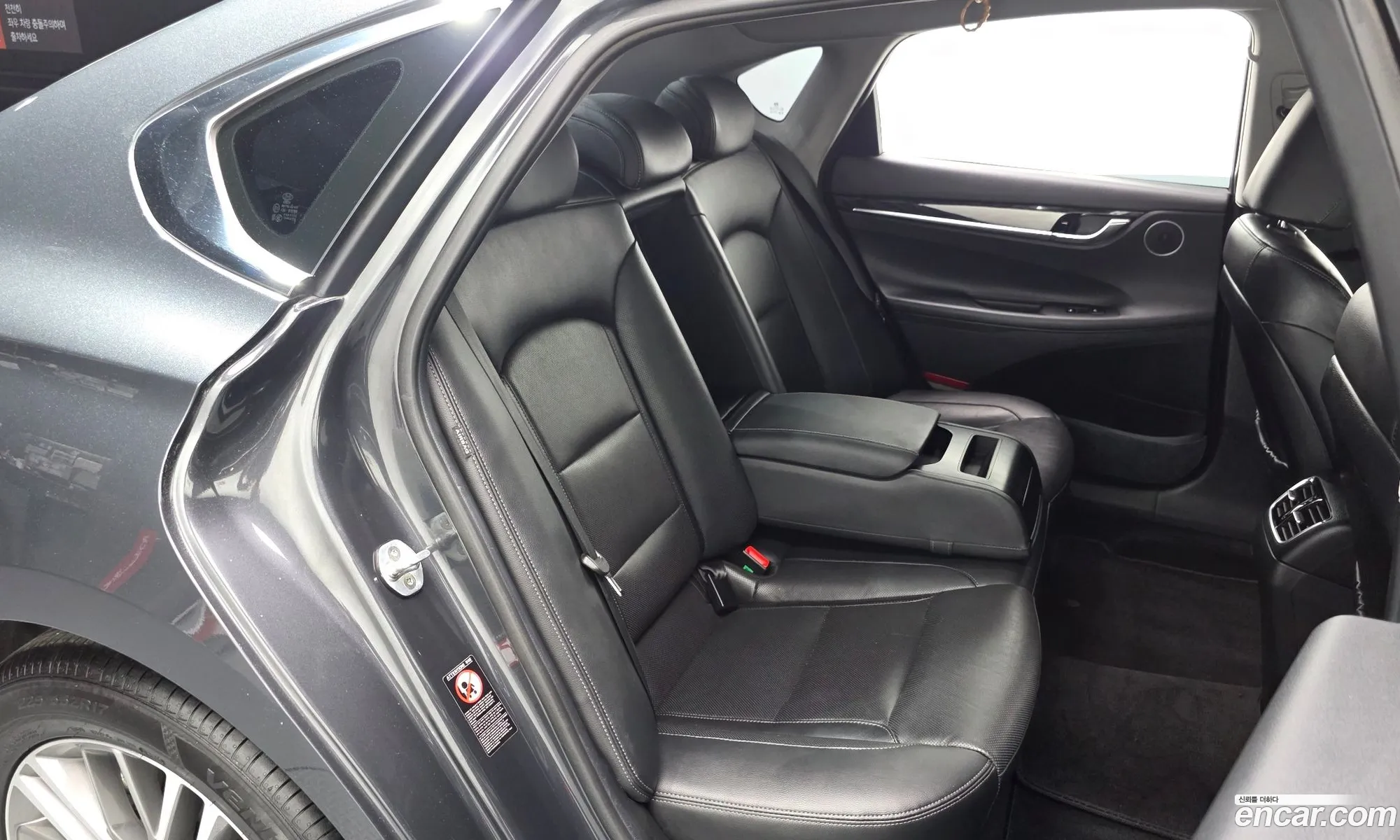Hyundai Grandeur IG 2018 — 15