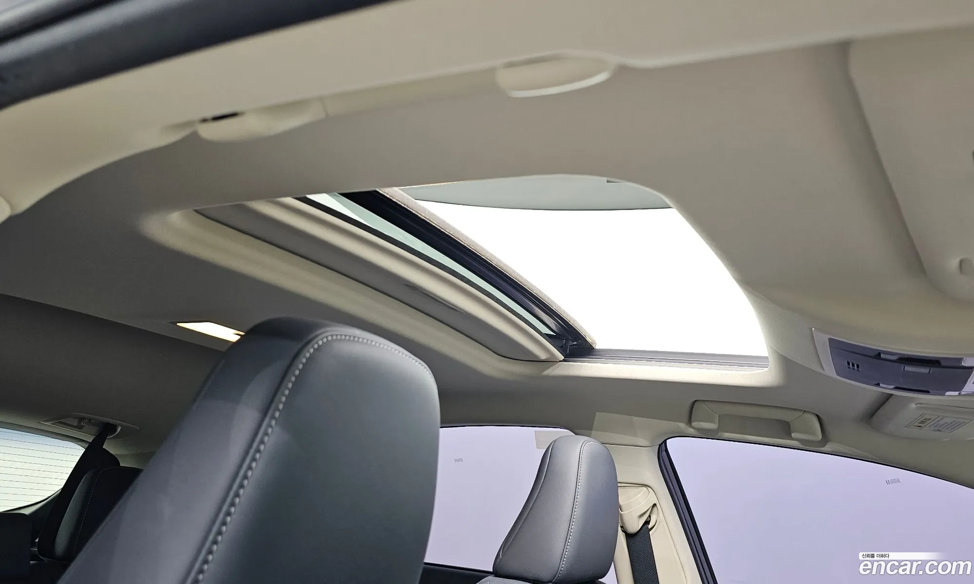 Lexus NX300h 2016 JTJBJRBZ3H2055903 — 25