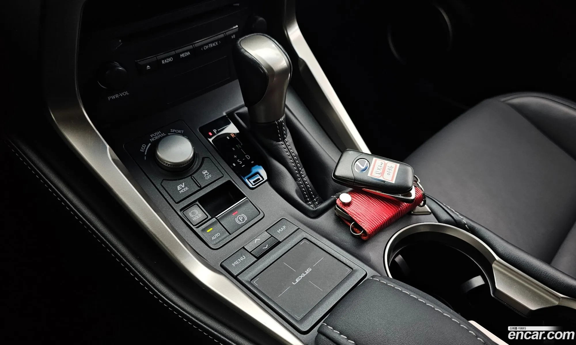 Lexus NX300h