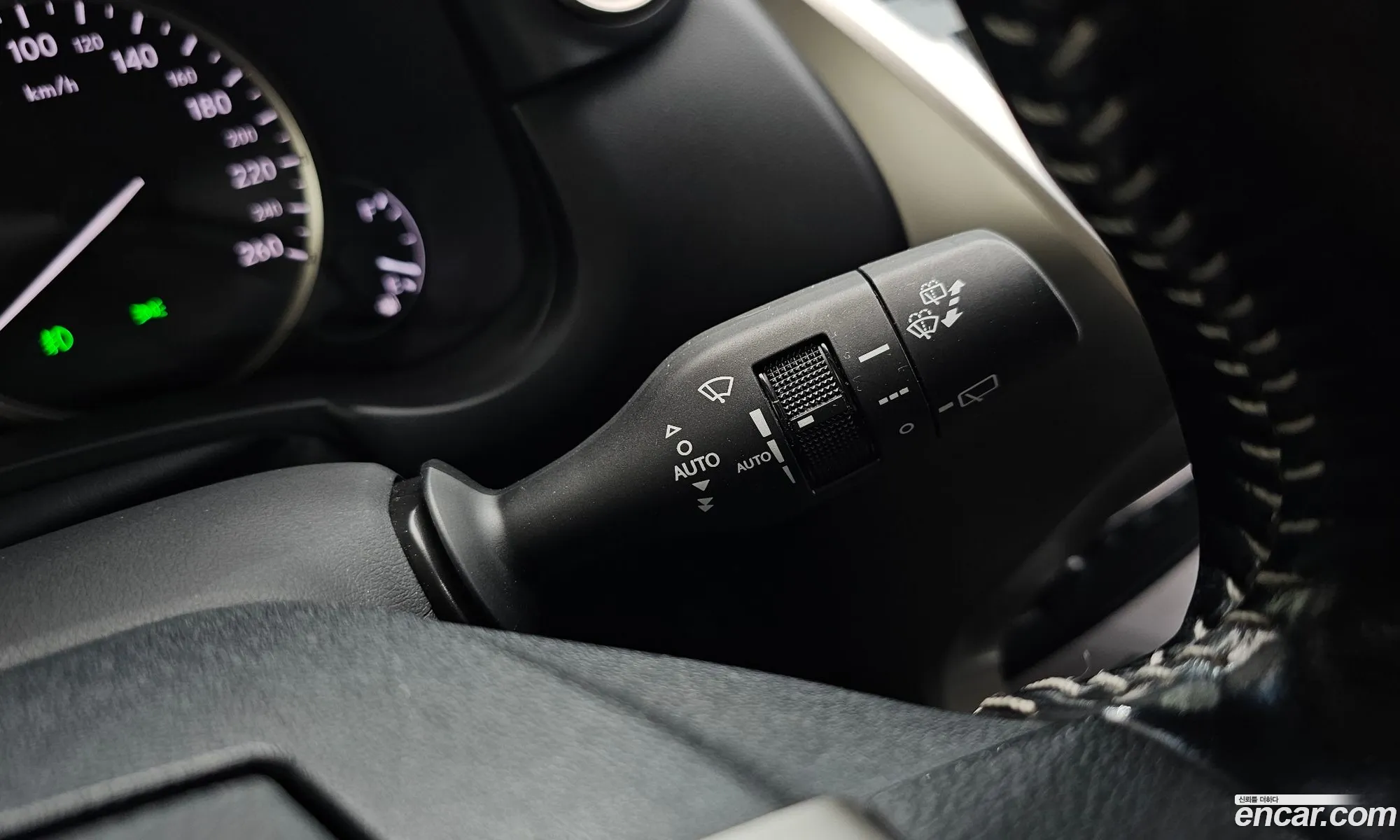 Lexus NX300h 2016 JTJBJRBZ3H2055903 — 22
