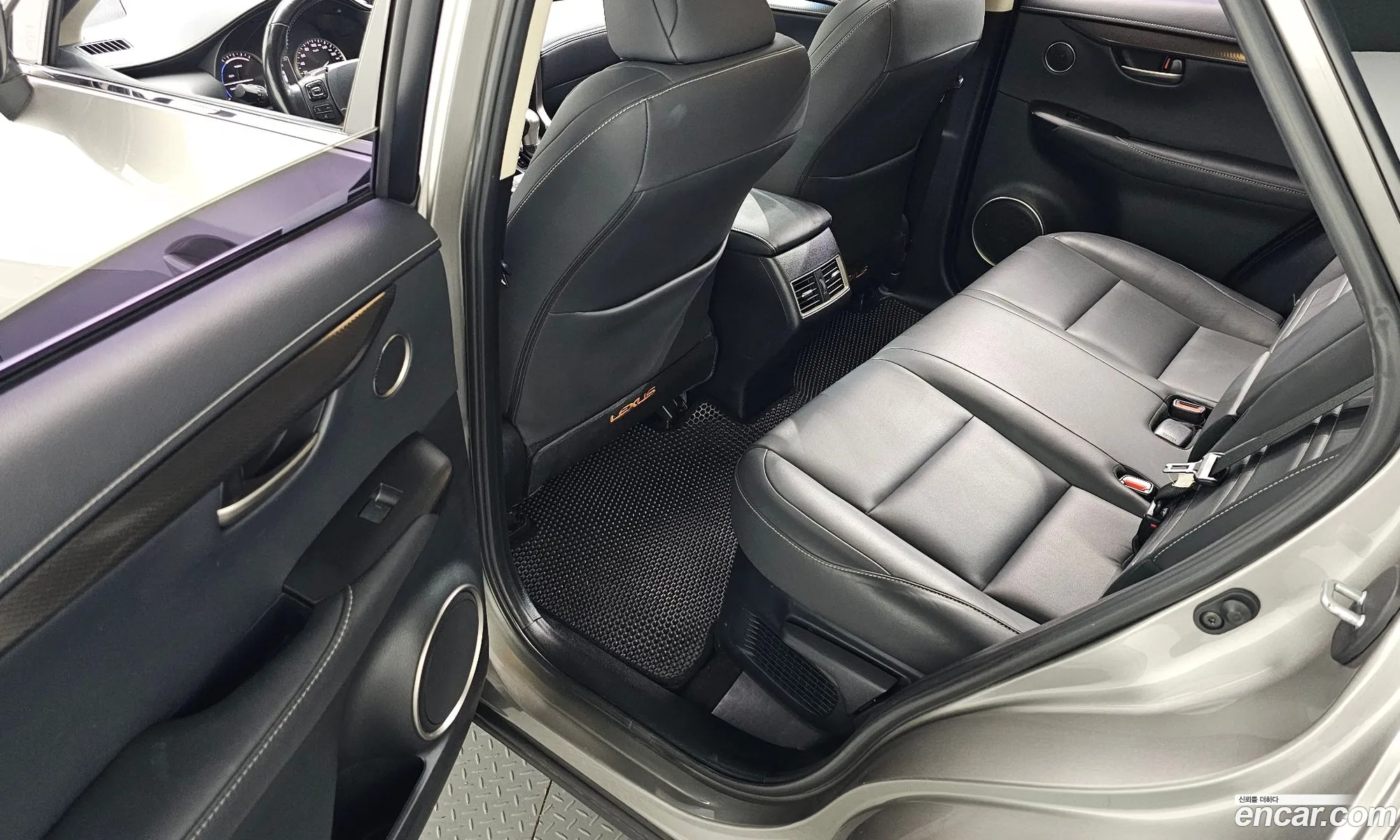Lexus NX300h 2016 JTJBJRBZ3H2055903 — 20